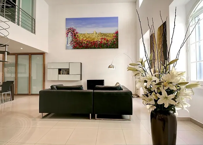 Old Mint No2 * Valletta